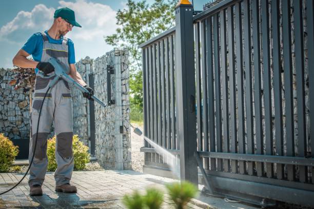 Best Driveway Pressure Washing  in Isle Of Hope, GA